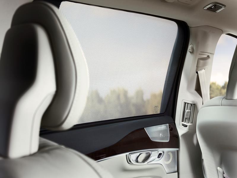 2020 Volvo XC90 Luggage Compartment Sun Shades. Sun shades - 31373978